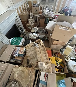 Debarras gratuit contre récupération brocante et antiquités